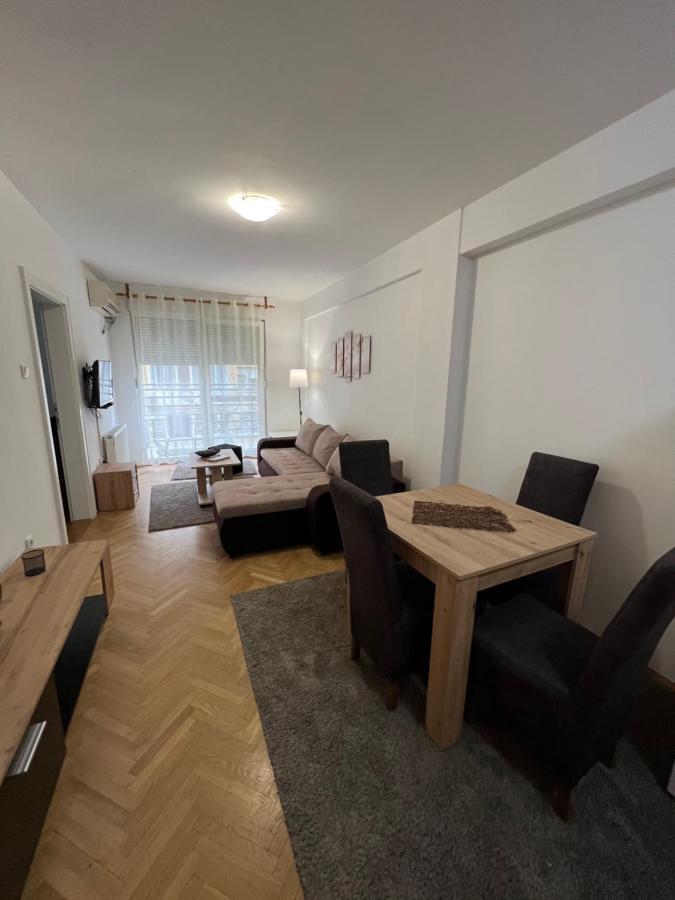 Apartment Dostojevski نوفي ساد المظهر الخارجي الصورة